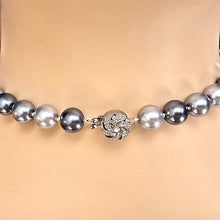 Load image into Gallery viewer, Tahitian Silver Grey Pearl Statement Necklace - 10mm Hand-Knotted Elegance (18")