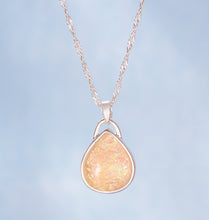 Load image into Gallery viewer, Opal Pendant Necklace