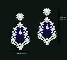 Load image into Gallery viewer, Glamorous Bridal Crystal Statement Earrings